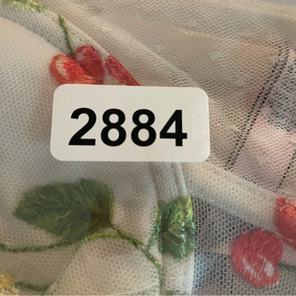 New! Victorias Secret bustier bra top cherries strawberries white 22884 - Picture 5 of 7